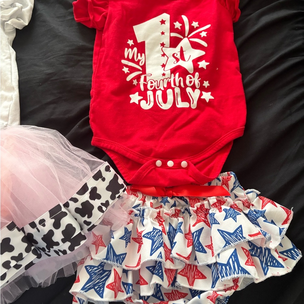 Amazon Festive Red and Blue Kids Set